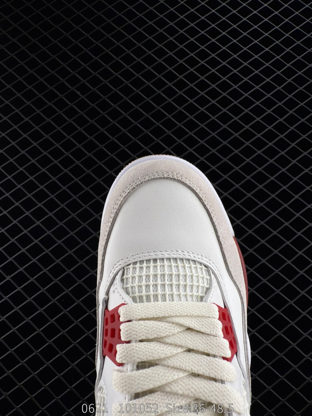 Nike SB x Air Jordan 4 Retro 